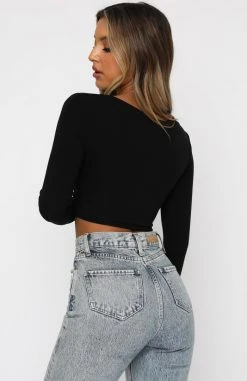 White Fox Boutique AU Back In Town Long Sleeve Crop Black 9 White Fox Boutique AU Back In Town Long Sleeve Crop Black