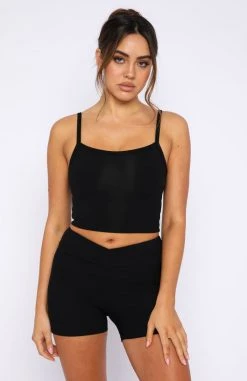 White Fox Boutique AU New Romance Crop Black Clothing