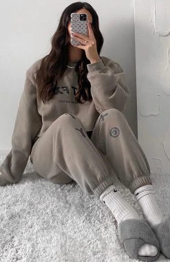 White Fox Boutique AU Big League Sweatpants Mocha