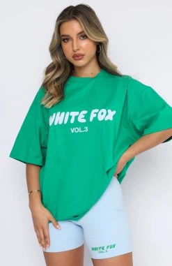White Fox Boutique AU Offstage Oversized Tee Amazon