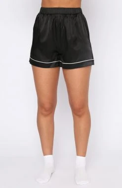 White Fox Boutique AU Keep On Dreaming Pyjamas Set Black