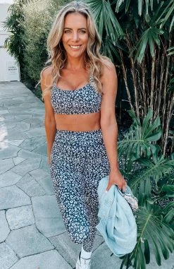 White Fox Boutique AU Down For It Leggings Black Leopard 15 White Fox Boutique AU Down For It Leggings Black Leopard