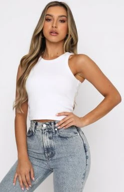 White Fox Boutique AU On The Go Ribbed Crop White