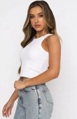 White Fox Boutique AU On The Go Ribbed Crop White