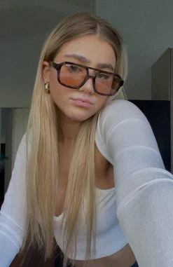 White Fox Boutique AU Restocked Berlin Sunglasses Tortoise