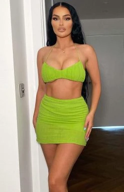 White Fox Boutique AU Beautiful People Crop Matcha Tops 20 White Fox Boutique AU Beautiful People Crop Matcha Tops