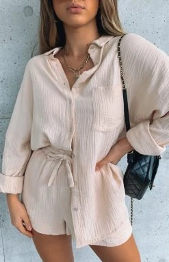 White Fox Boutique AU Clothing Hard To Handle Shorts Oatmeal 17 White Fox Boutique AU Clothing Hard To Handle Shorts Oatmeal