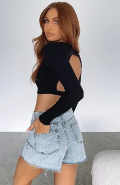 White Fox Boutique AU Clothing Unspoken Rules Long Sleeve Crop Black