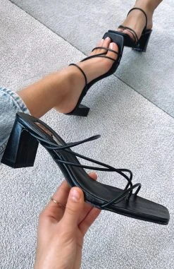 White Fox Boutique AU Restocked Isadora Mules Black