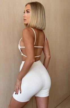 White Fox Boutique AU Offstage Ribbed Crop Vanilla 26 White Fox Boutique AU Offstage Ribbed Crop Vanilla