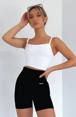 White Fox Boutique AU Clothing New Romance Crop White