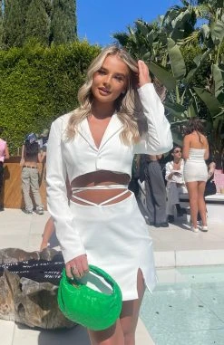 White Fox Boutique AU Tops Creative Direction Cropped Blazer White